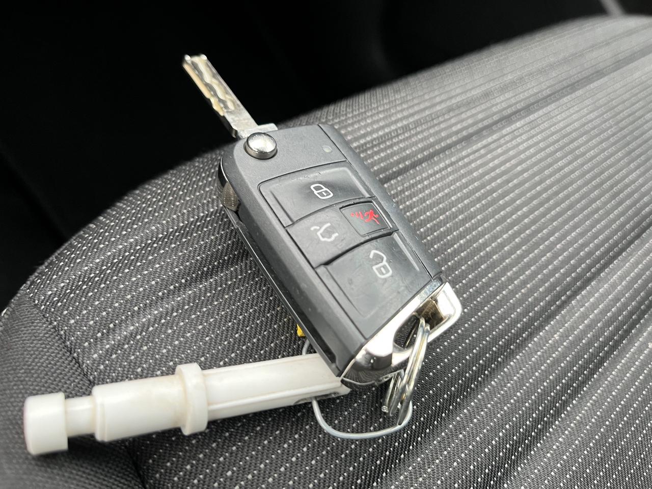 2024 Volkswagen Tiguan Trendline 4MOTION @ 3.99% for 60 mo Photo