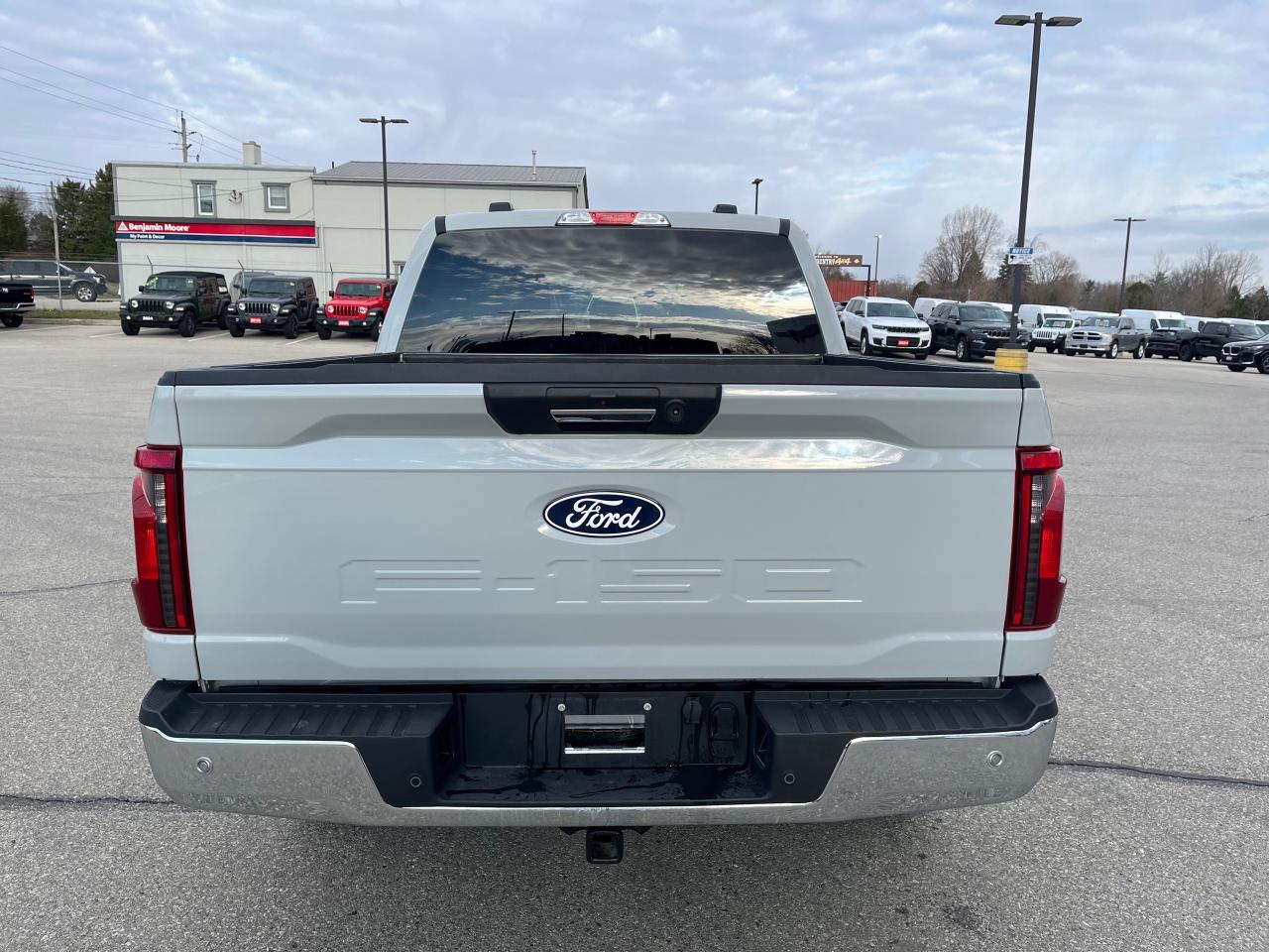 2024 Ford F-150 XLT 4WD SuperCrew 5.5' Box Photo