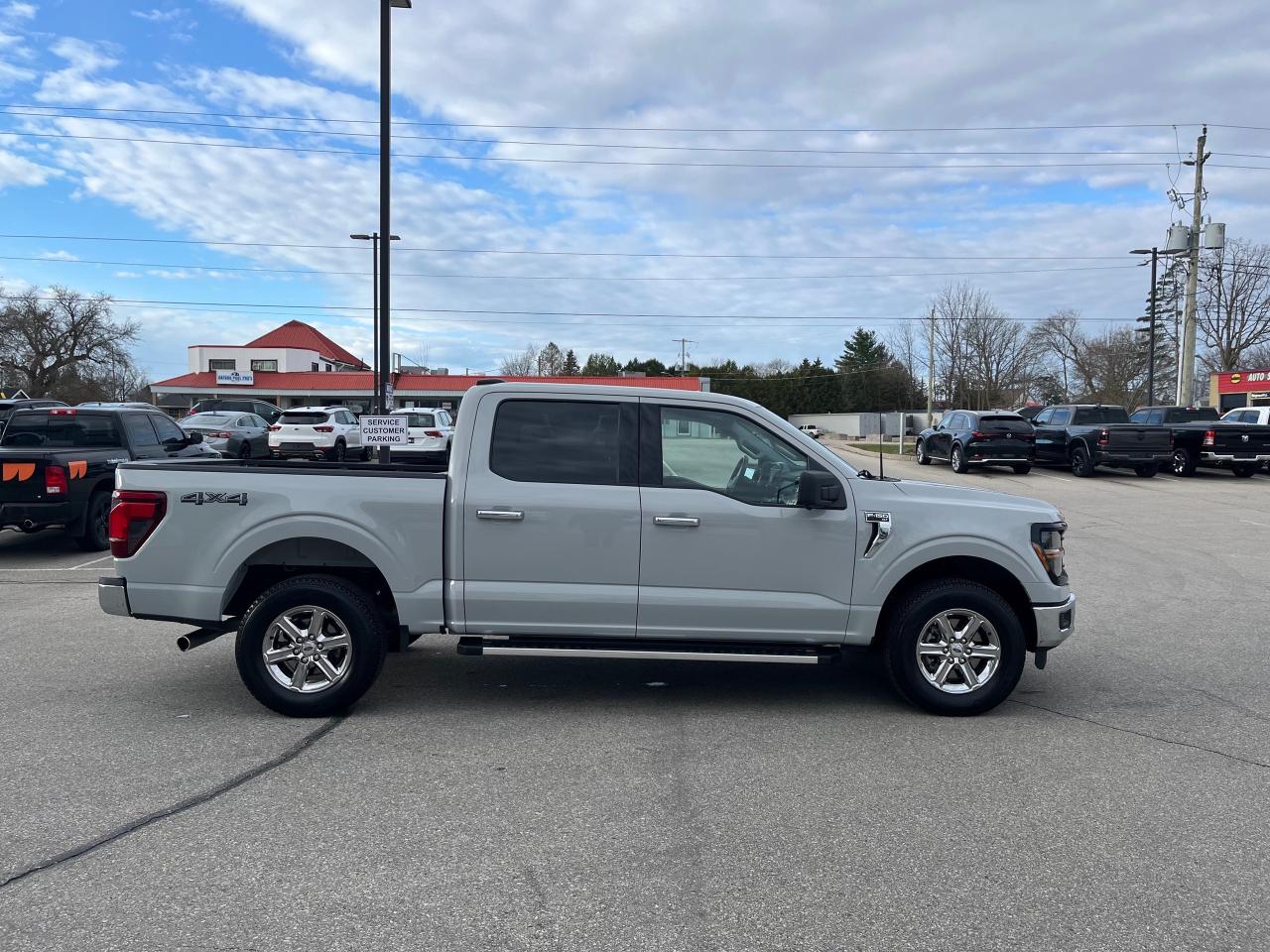 2024 Ford F-150 XLT 4WD SuperCrew 5.5' Box Photo