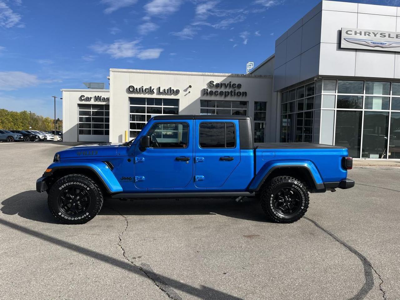 2021 Jeep Gladiator Willys 4x4 @ 3.99% for 60 mo Photo