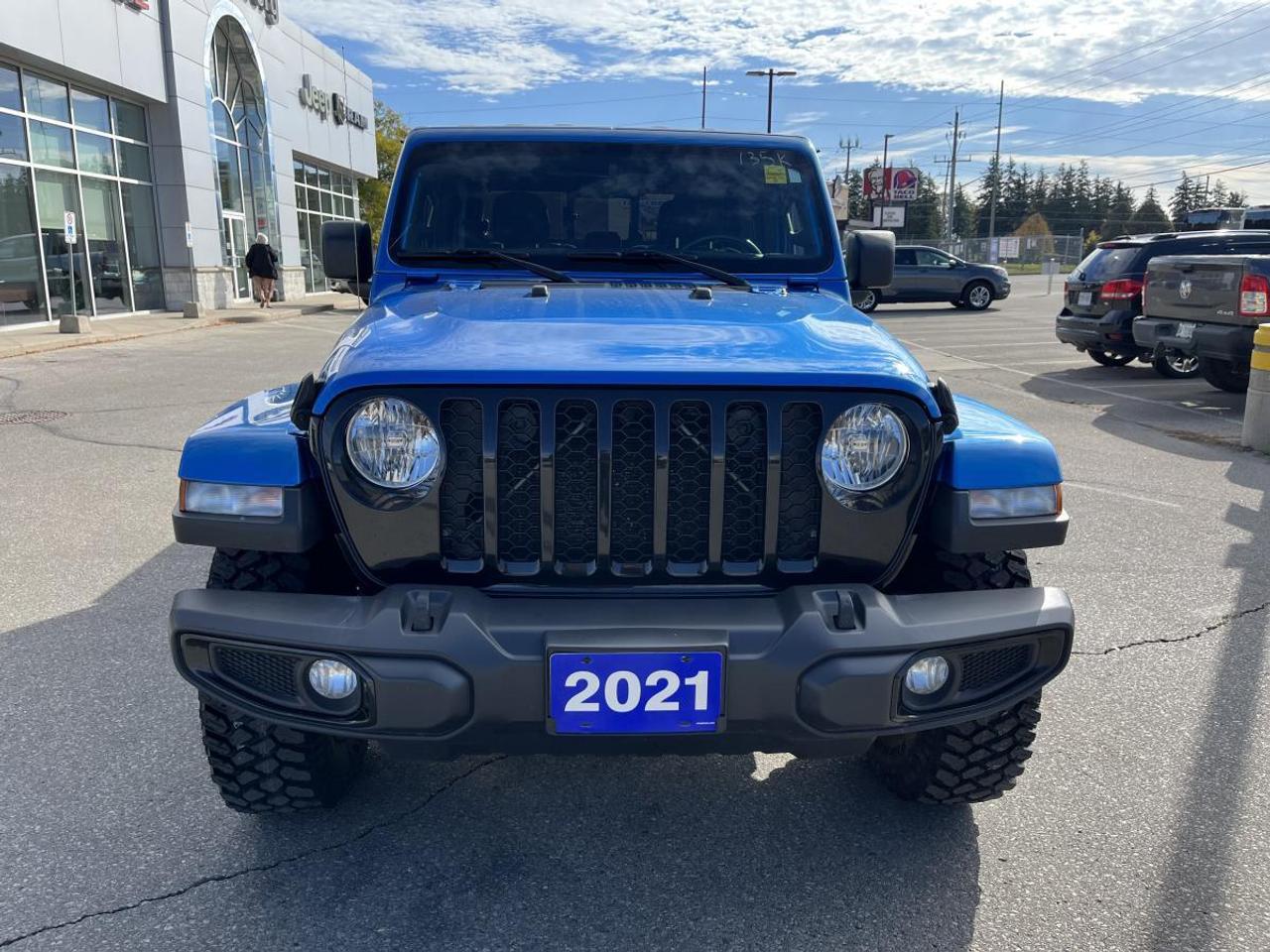2021 Jeep Gladiator Willys 4x4 @ 3.99% for 60 mo Photo