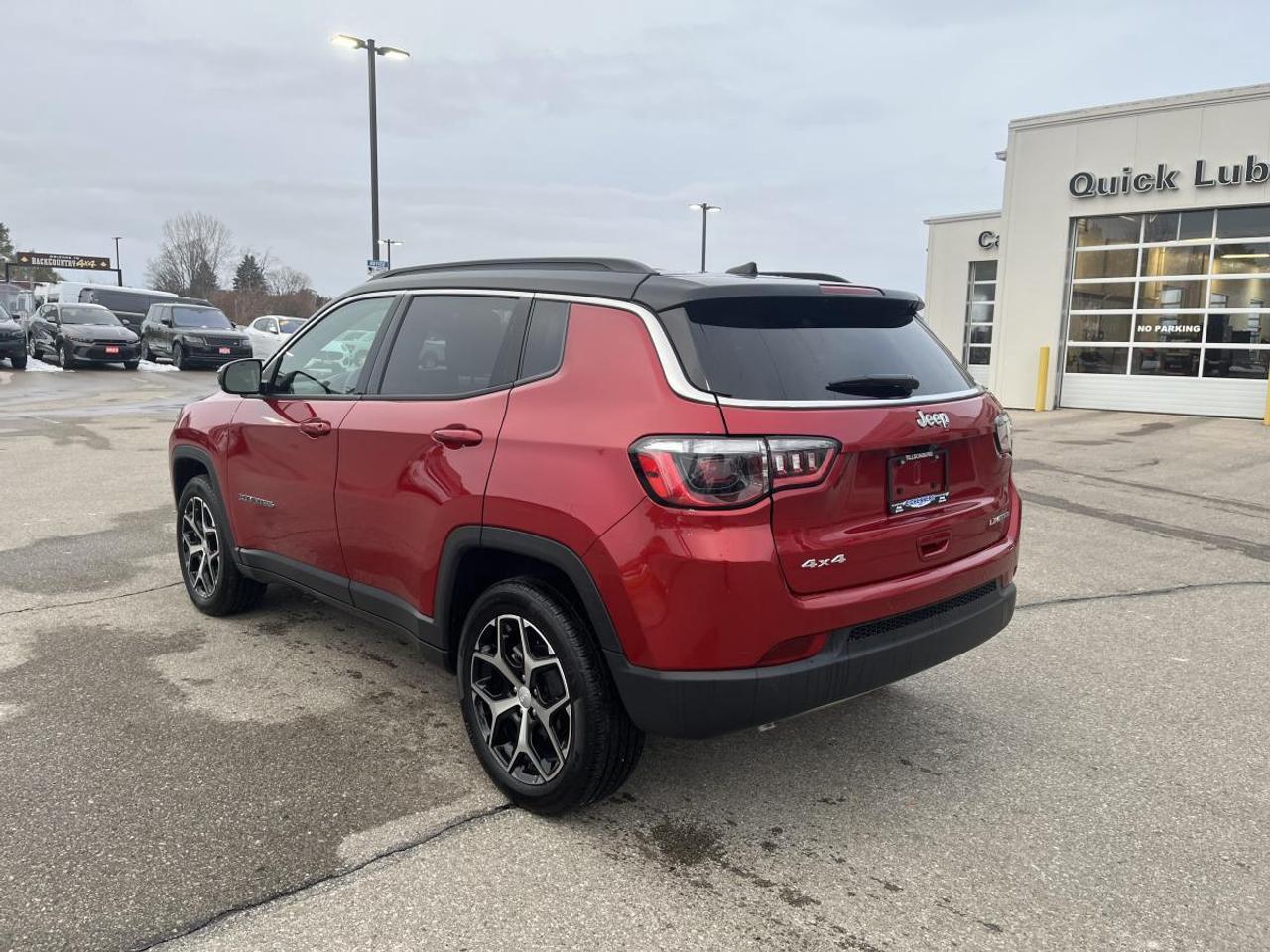 2024 Jeep Compass Limited 4x4 @ 3.99% for 60 mo Photo