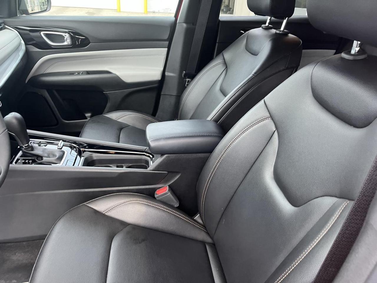 2024 Jeep Compass Limited 4x4 @ 3.99% for 60 mo Photo