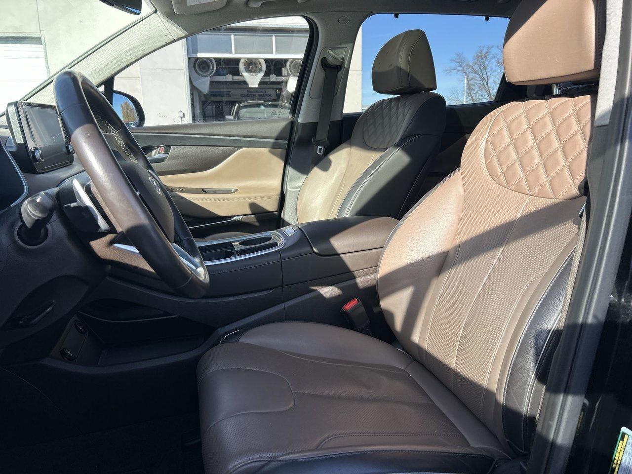 2022 Hyundai Santa Fe Hybrid Luxury Leather Panoramic Sunroof Digital Guages Photo