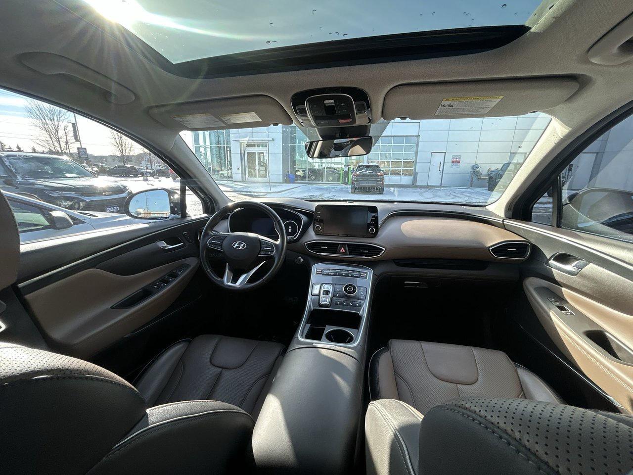 2022 Hyundai Santa Fe Hybrid Luxury Leather Panoramic Sunroof Digital Guages Photo