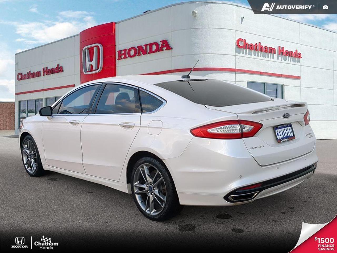 2016 Ford Fusion Titanium Photo3