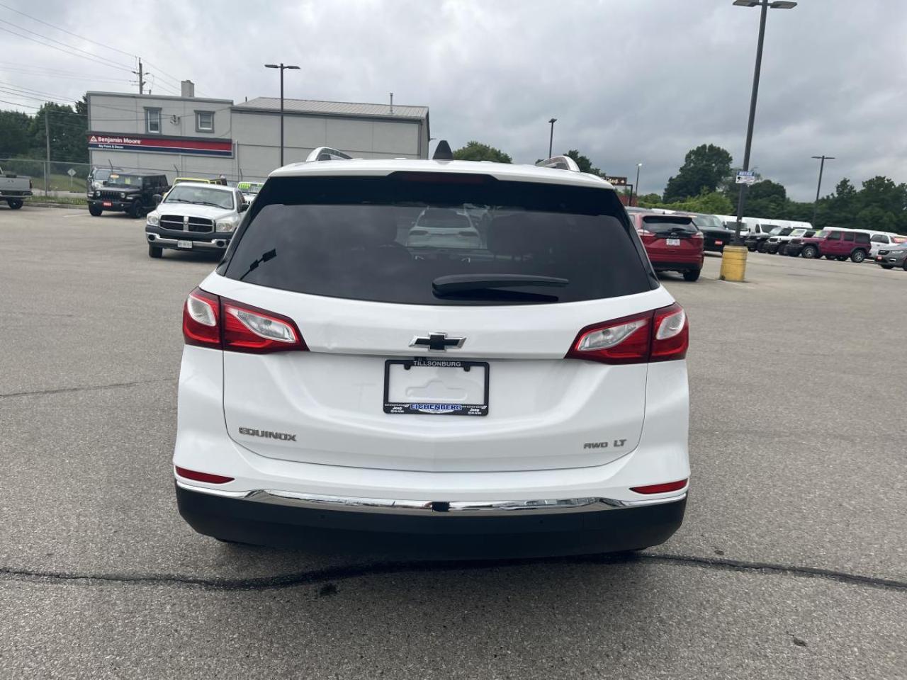 2019 Chevrolet Equinox AWD LT Photo