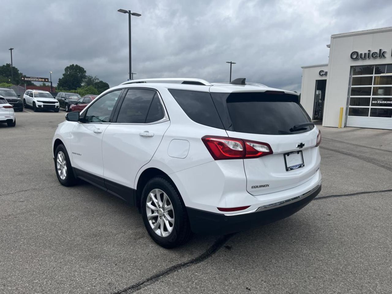 2019 Chevrolet Equinox AWD LT Photo