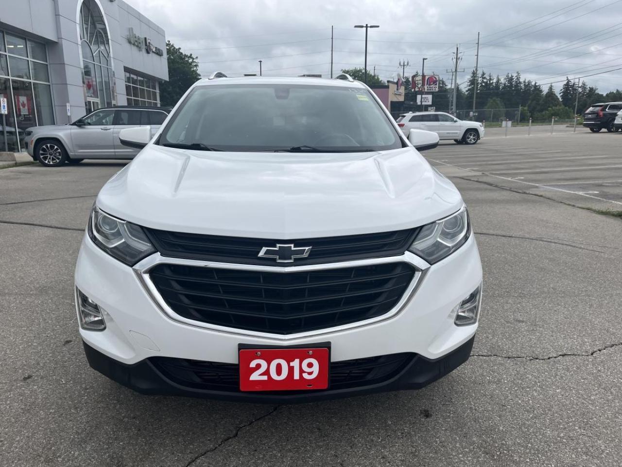 2019 Chevrolet Equinox AWD LT Photo
