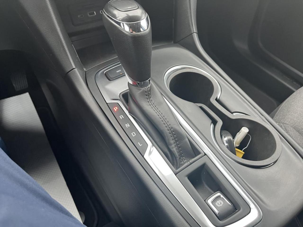 2019 Chevrolet Equinox AWD LT Photo