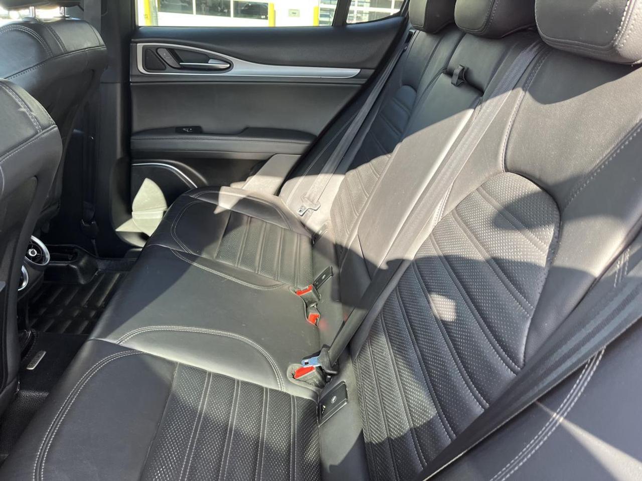 2018 Alfa Romeo Stelvio Ti Sport AWD Photo