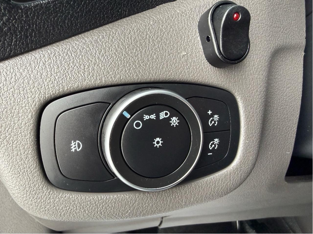 2020 Ford Transit Connect XLT Roof Racks Divider Shelves B.Cam Certified Photo