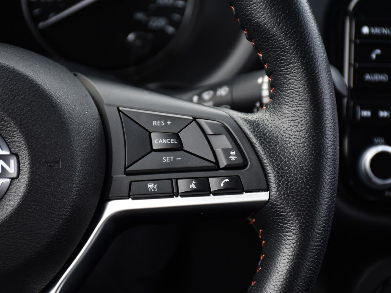 2024 Nissan Kicks SR ~Heated Leather ~Bluetooth ~Camera ~Alloys Photo