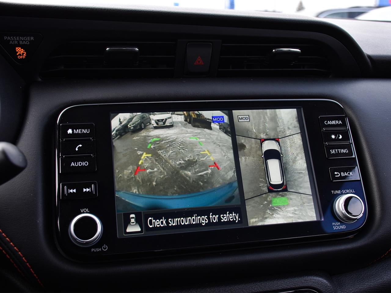 2024 Nissan Kicks SR ~Heated Leather ~Bluetooth ~Camera ~Alloys Photo