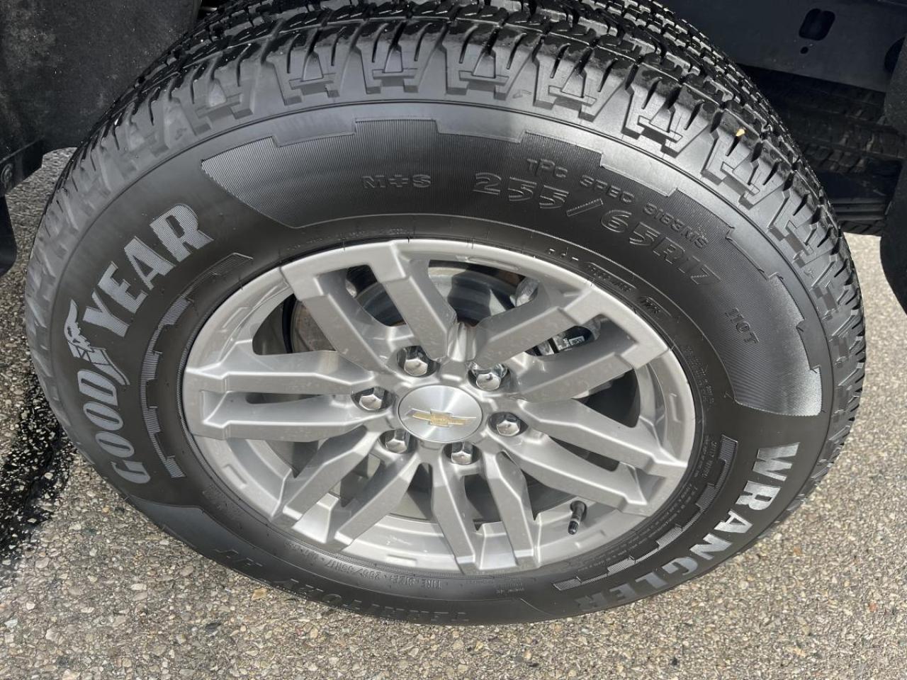 2023 Chevrolet Colorado Crew Cab Short Box 4-Wheel Drive LT Photo