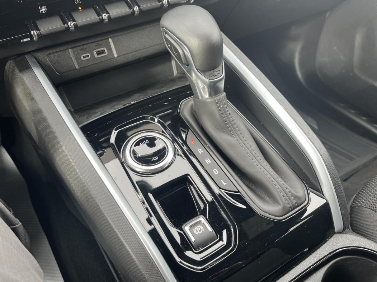 2023 Chevrolet Colorado Crew Cab Short Box 4-Wheel Drive LT Photo