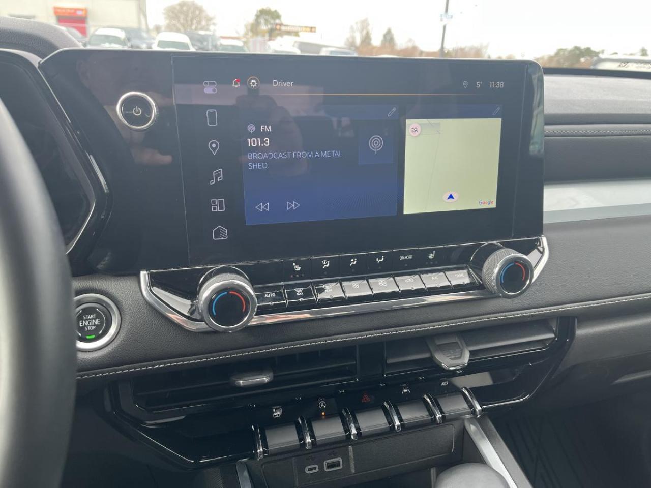 2023 Chevrolet Colorado Crew Cab Short Box 4-Wheel Drive LT Photo