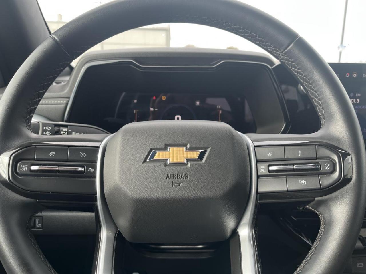 2023 Chevrolet Colorado Crew Cab Short Box 4-Wheel Drive LT Photo