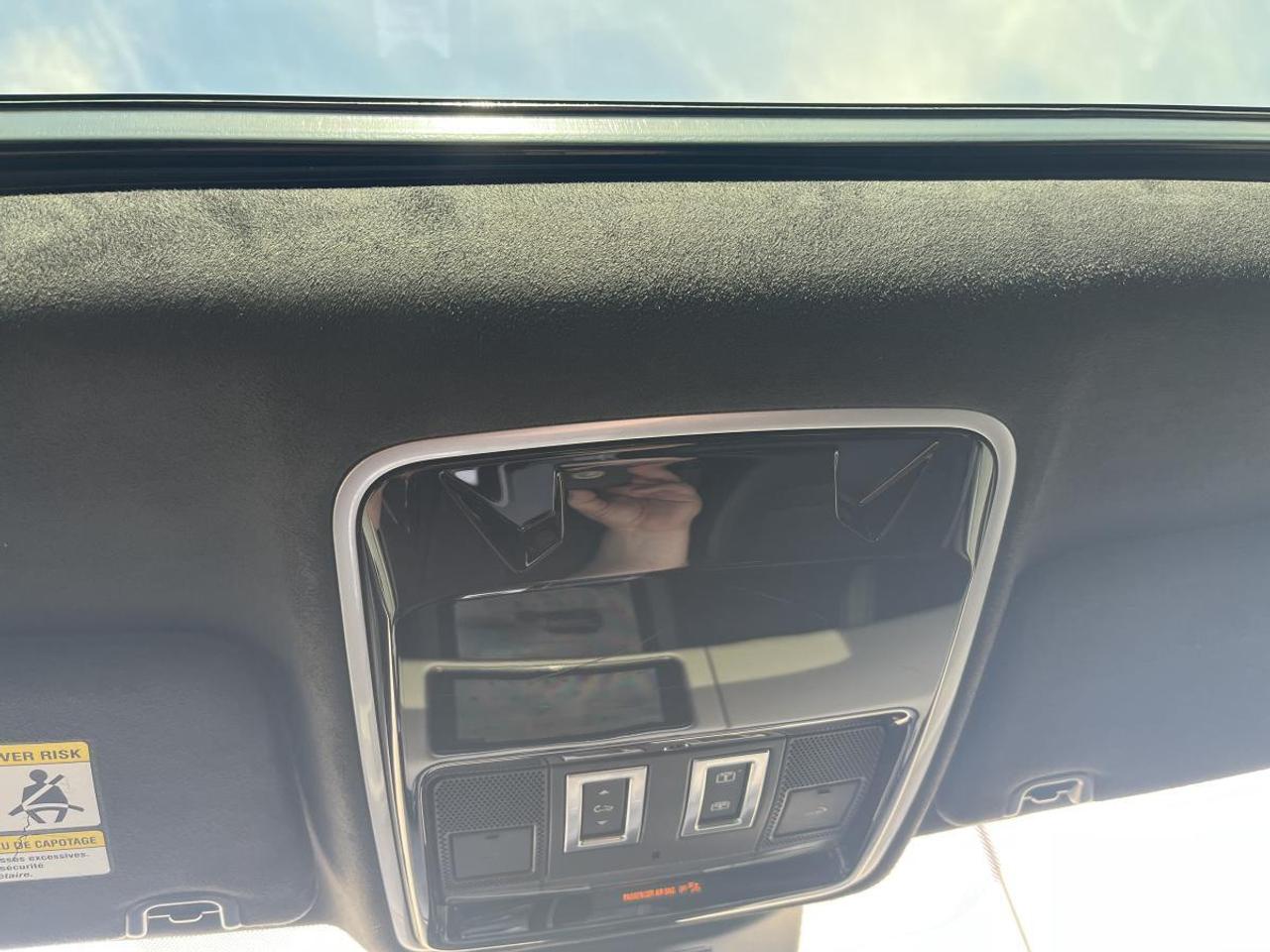 2022 Land Rover Range Rover P525 Westminster SWB Photo