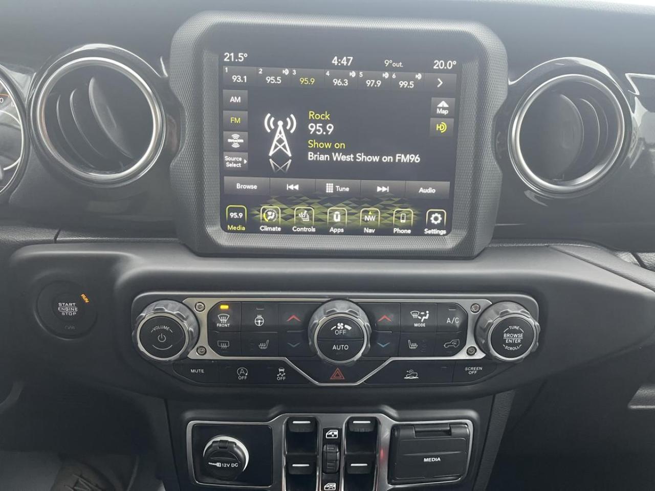 2023 Jeep Wrangler 4 Door Sahara Altitude 4 Door 4x4 Photo