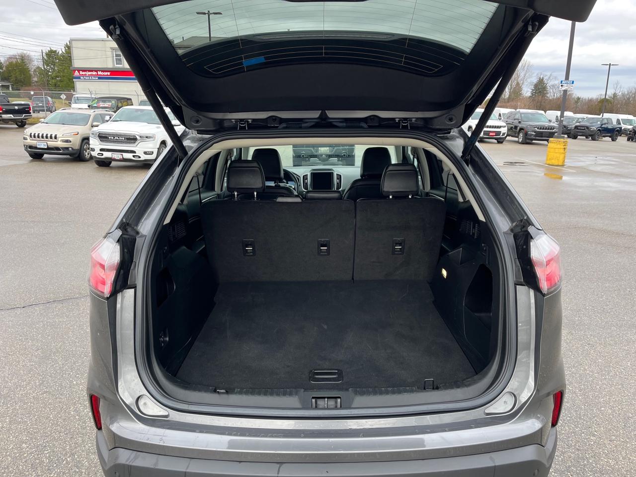 2023 Ford Edge SEL AWD Photo