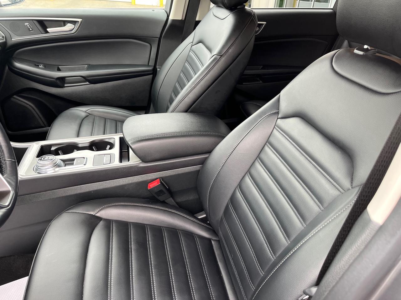 2023 Ford Edge SEL AWD Photo