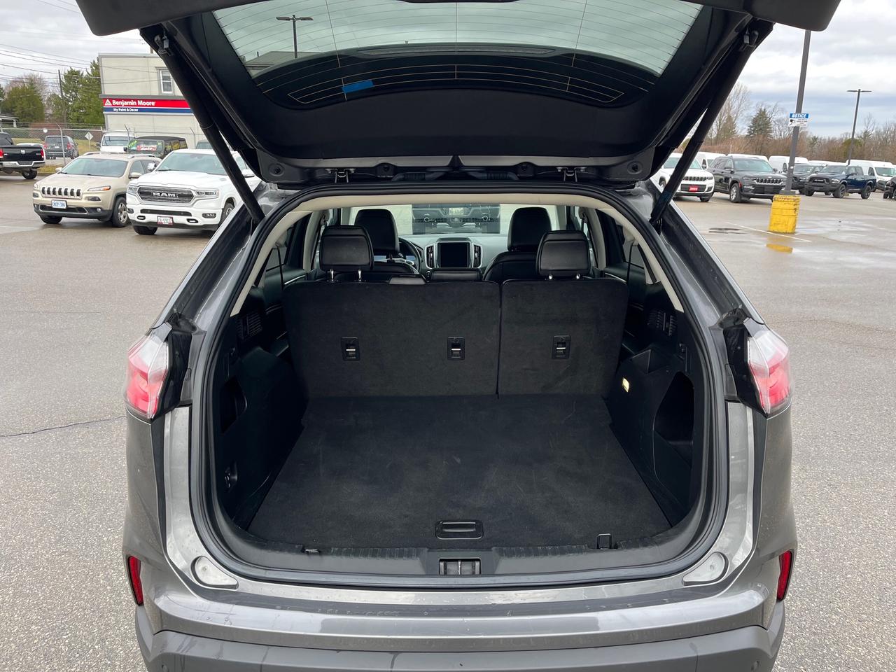 2023 Ford Edge SEL AWD Photo