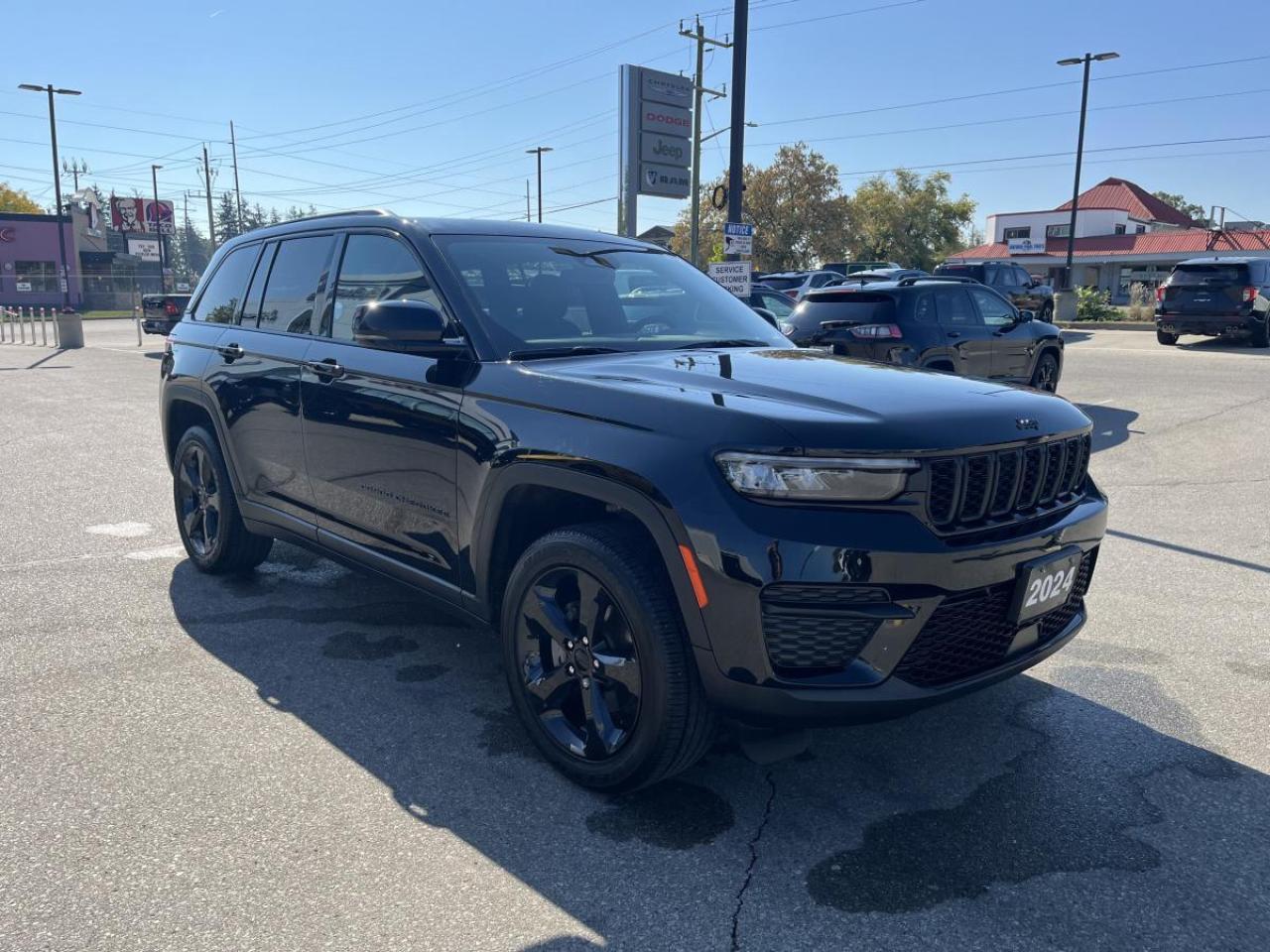 2024 Jeep Grand Cherokee ALTITUDE 4X4 Photo