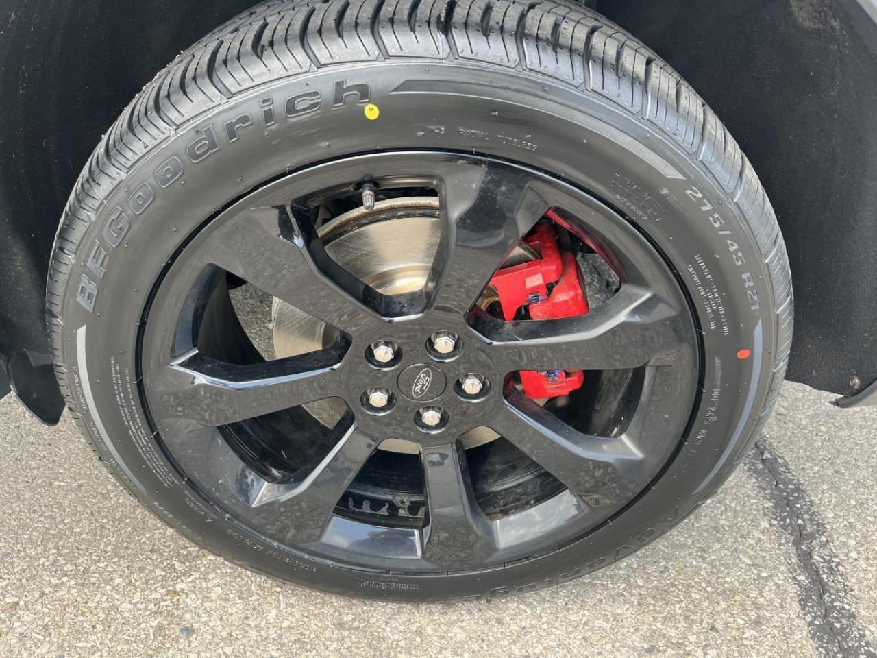 2021 Ford Explorer ST 4WD Photo