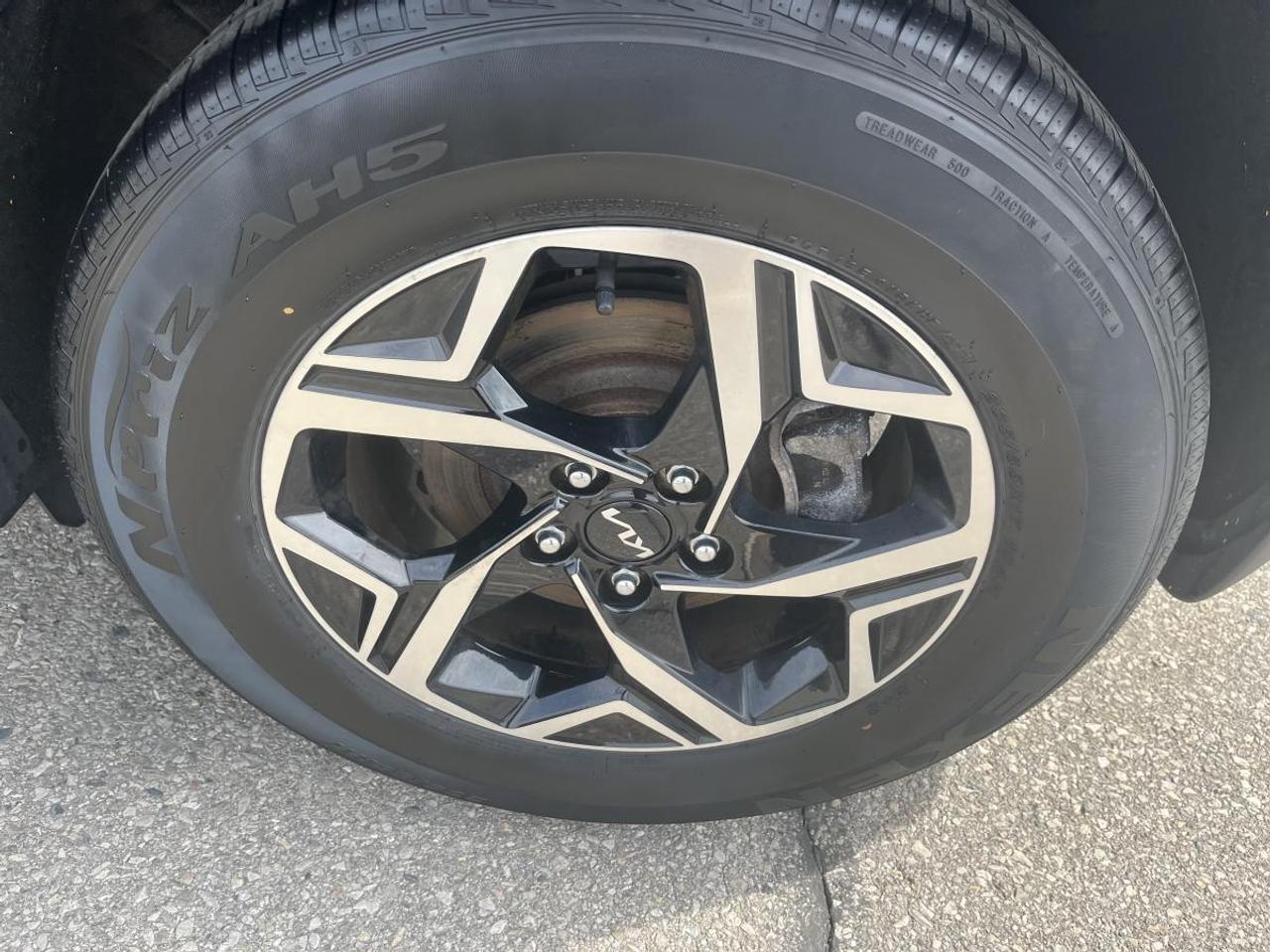 2023 Kia Sportage LX AWD @ 3.99% for 60 mo Photo