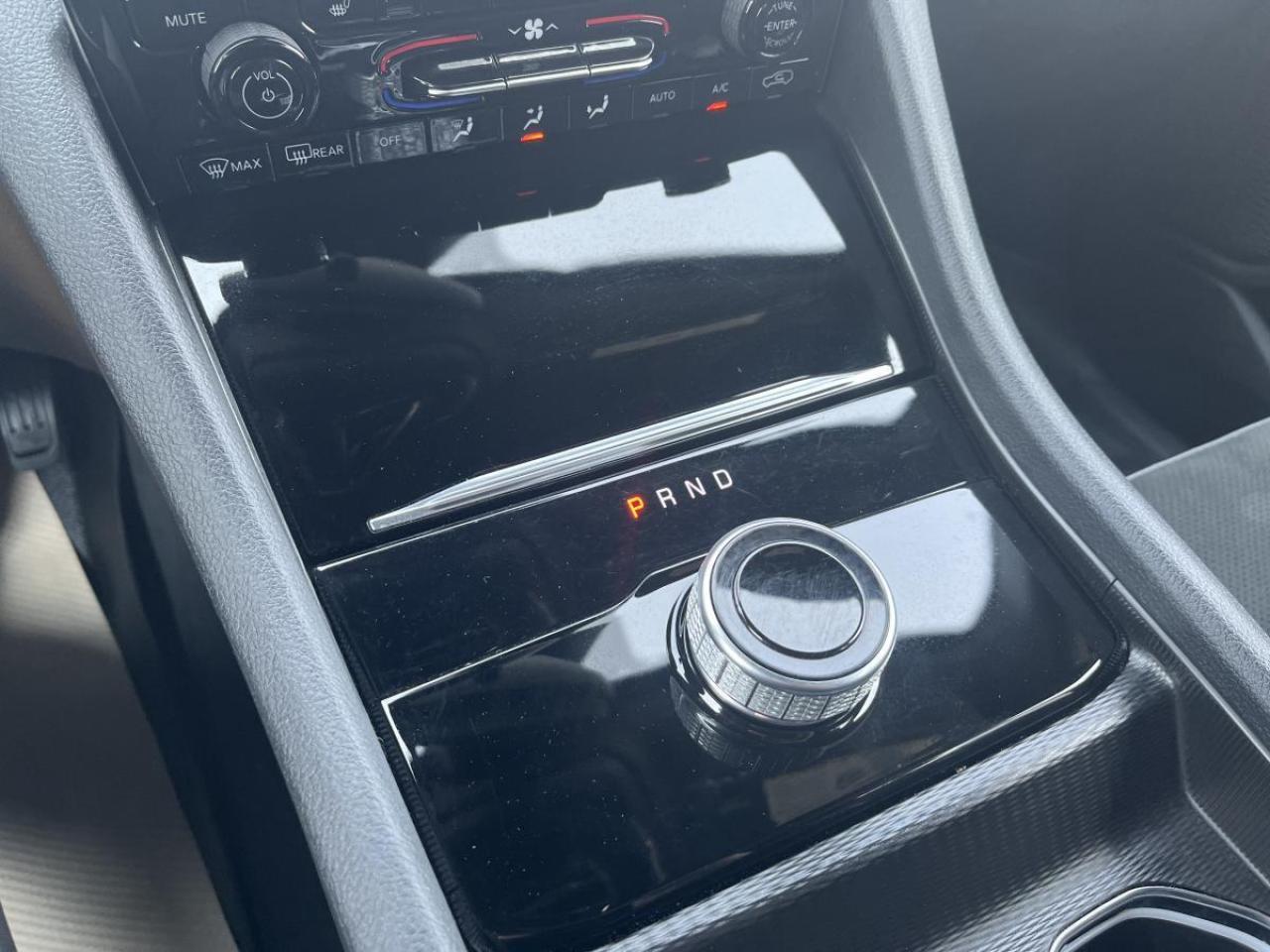 2024 Jeep Grand Cherokee L ALTITUDE 4X4 Photo