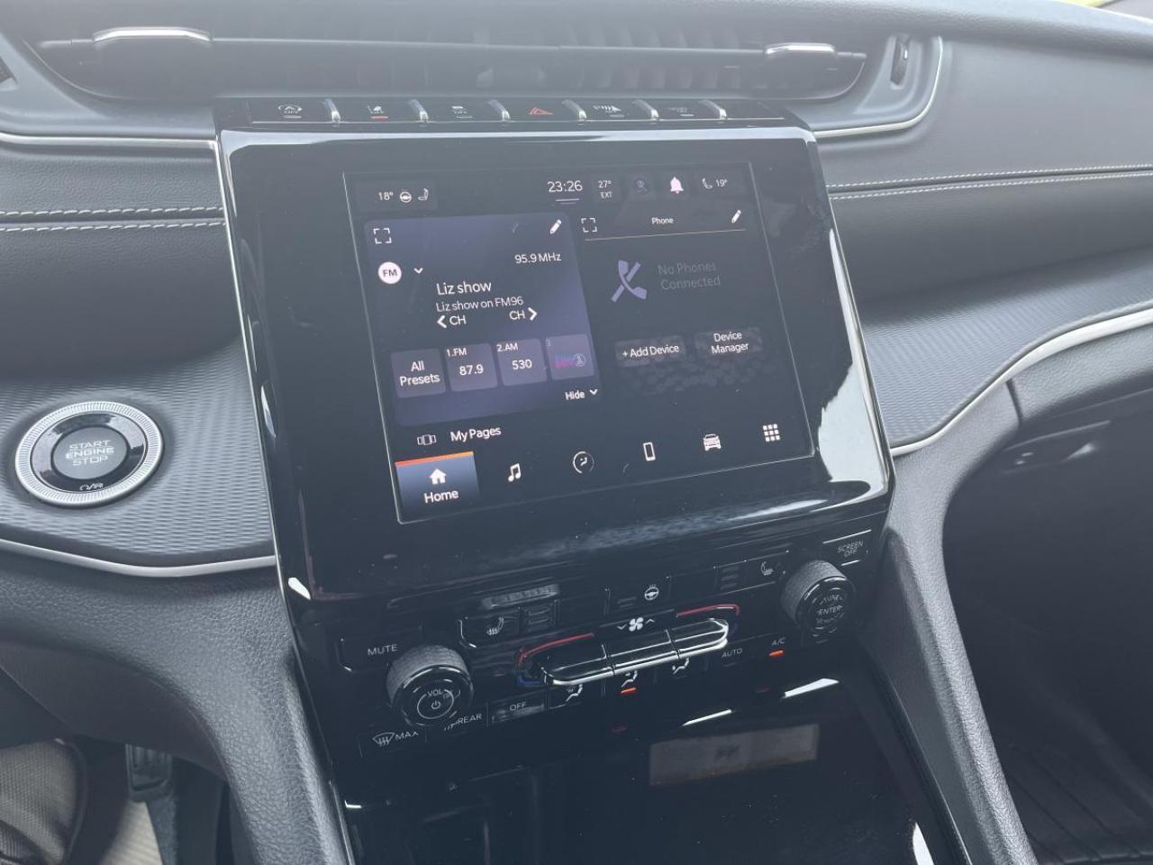 2024 Jeep Grand Cherokee L ALTITUDE 4X4 Photo