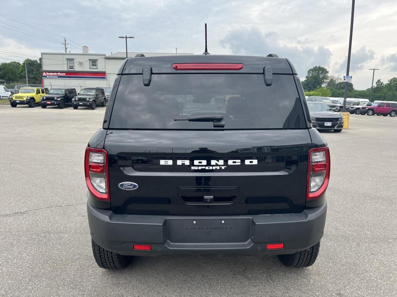 2021 Ford Bronco Sport Outer Banks 4x4 @ 3.99% for 60 mo Photo4