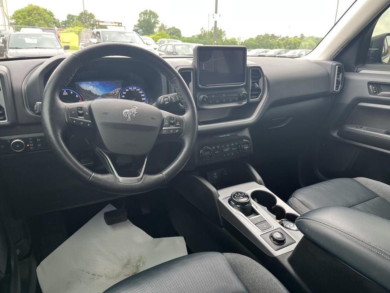 2021 Ford Bronco Sport Outer Banks 4x4 @ 3.99% for 60 mo Photo