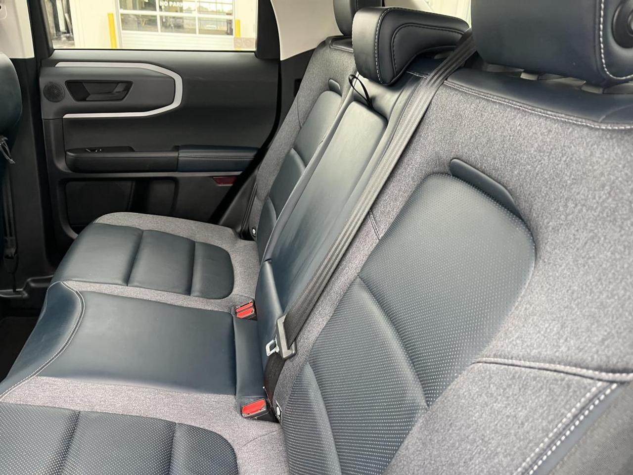 2021 Ford Bronco Sport Outer Banks 4x4 @ 3.99% for 60 mo Photo