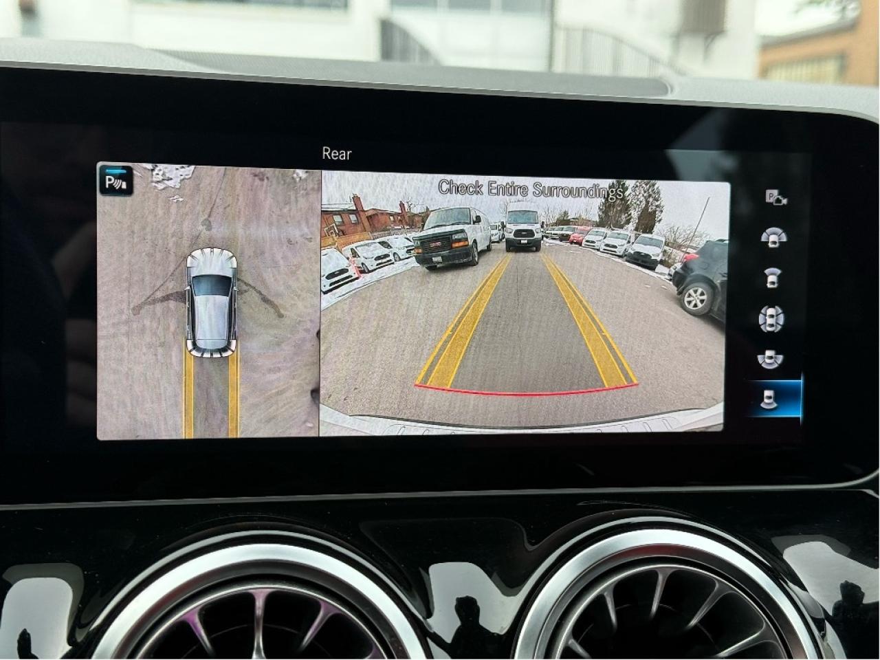 2021 Mercedes-Benz GLA AMG GLA45 4MATIC AWD Pristine Loaded Certified Photo