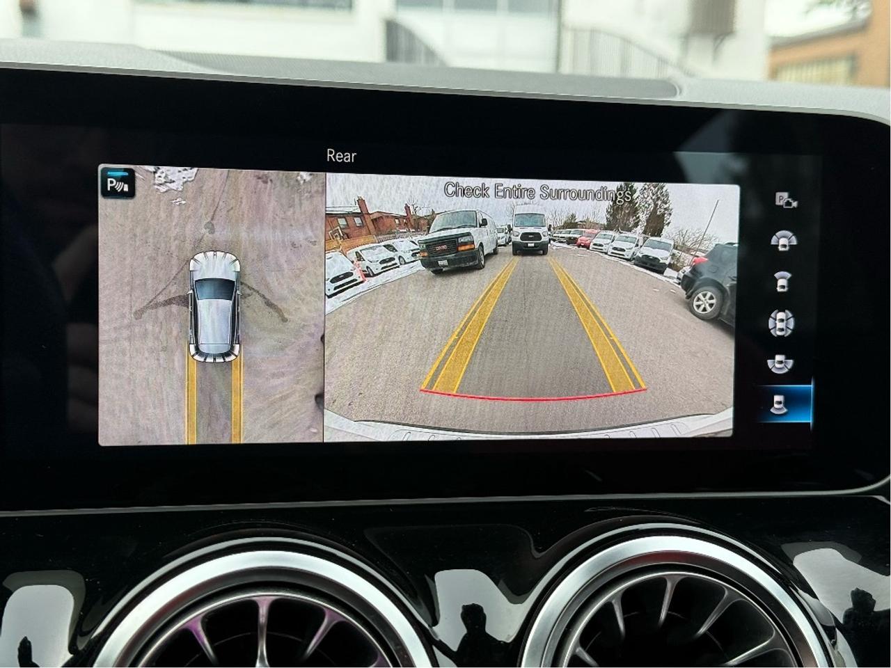 2021 Mercedes-Benz GLA AMG GLA45 4MATIC AWD Pristine Loaded Certified Photo