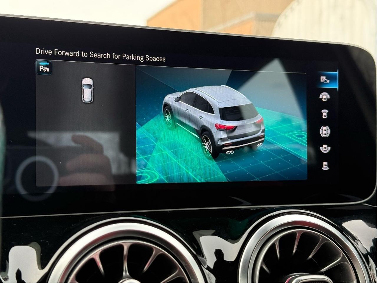 2021 Mercedes-Benz GLA AMG GLA45 4MATIC AWD Pristine Loaded Certified Photo