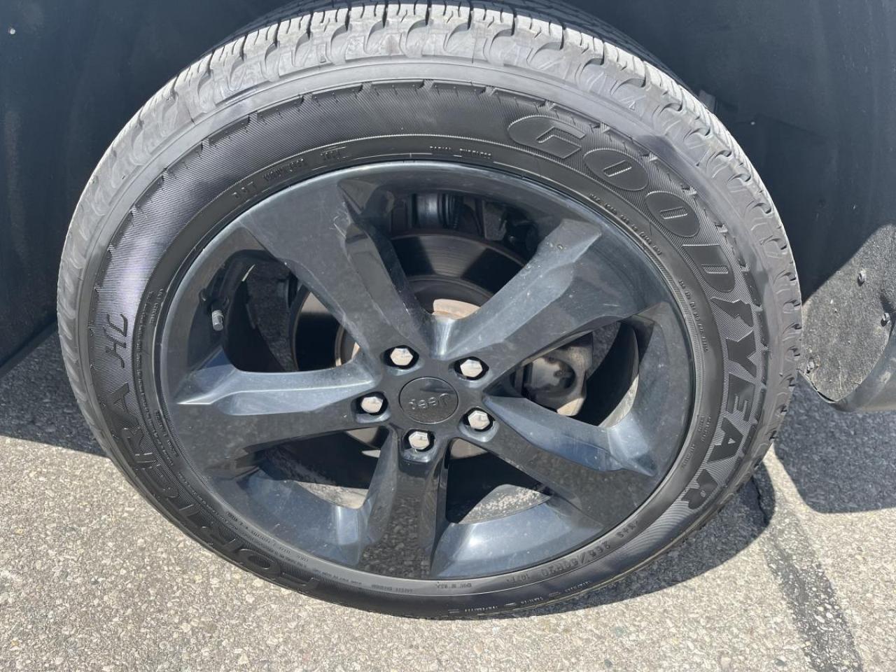 2023 Jeep Grand Cherokee ALTITUDE 4X4 Photo