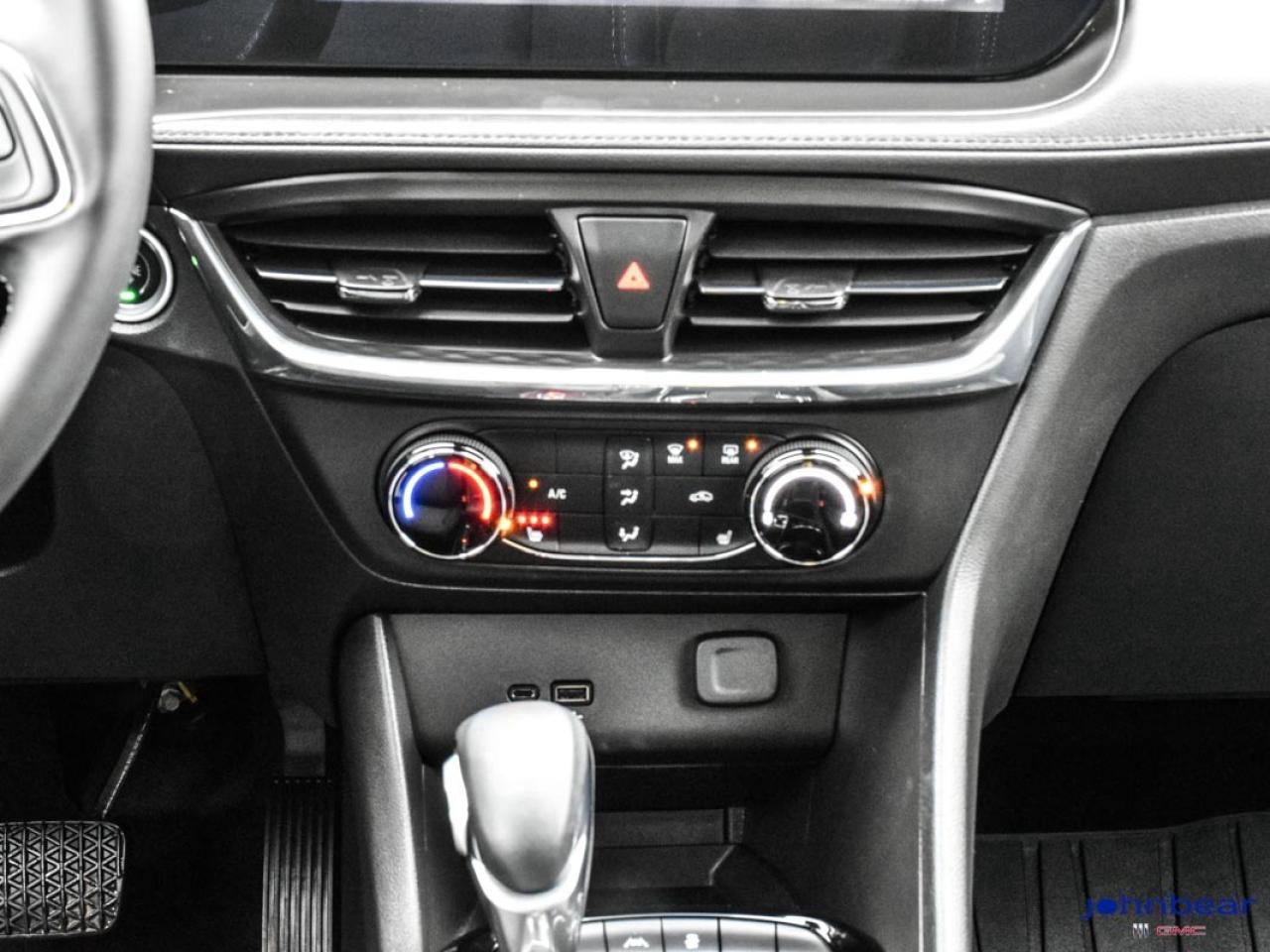 2025 Buick Encore GX Preferred Photo