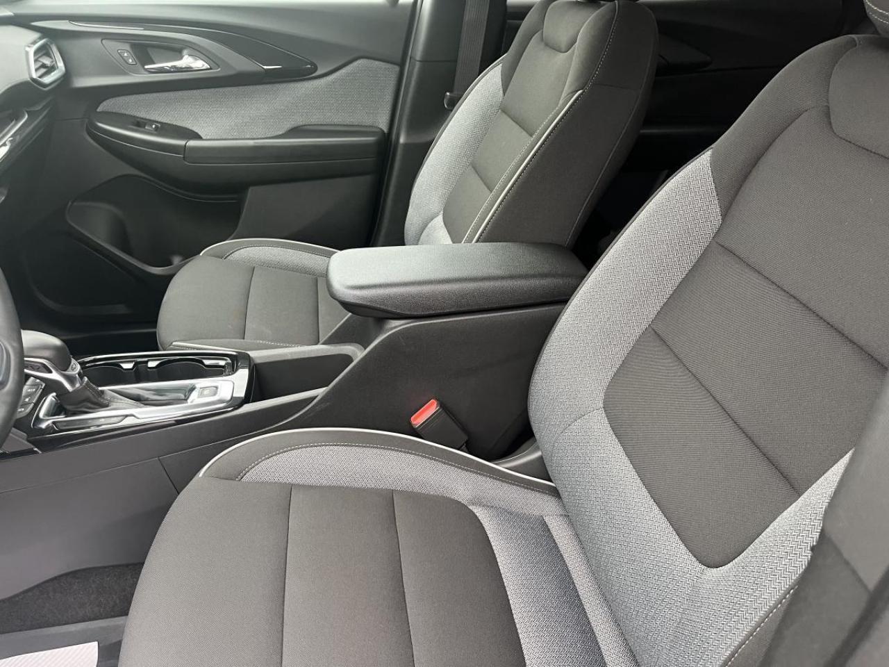 2023 Chevrolet TrailBlazer AWD 4dr LT Photo