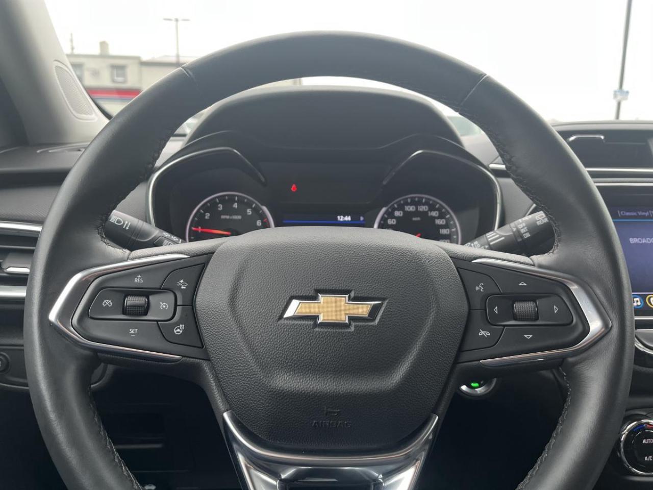 2023 Chevrolet TrailBlazer AWD 4dr LT Photo