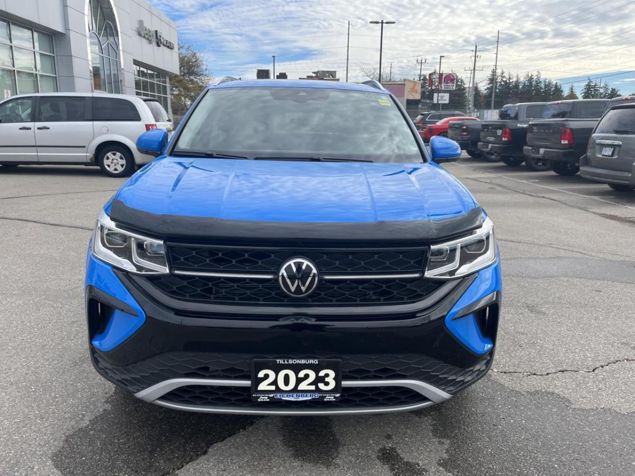 2023 Volkswagen Taos Highline 4MOTION *Ltd Avail* Photo