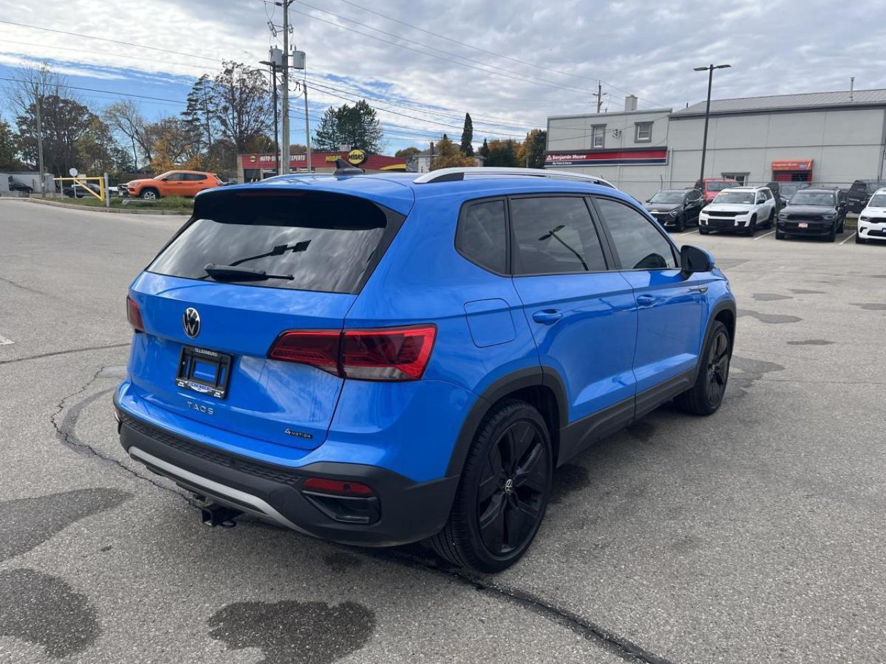 2023 Volkswagen Taos Highline 4MOTION *Ltd Avail* Photo