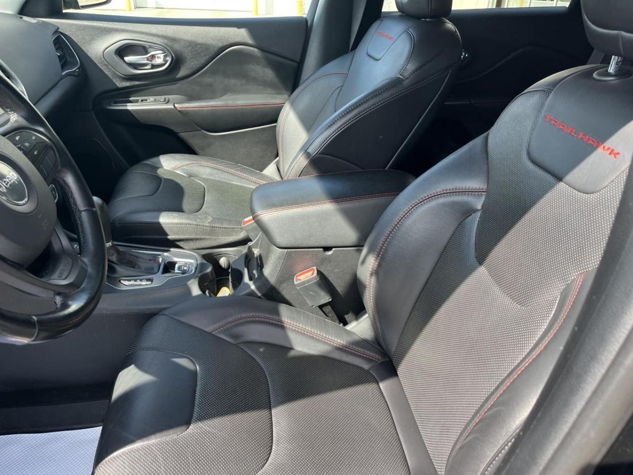 2020 Jeep Cherokee TRAILHAWK ELITE 4X4 Photo