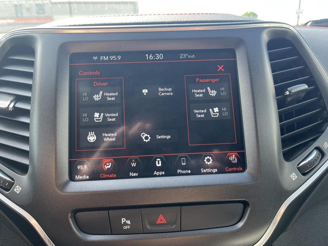 2020 Jeep Cherokee TRAILHAWK ELITE 4X4 Photo