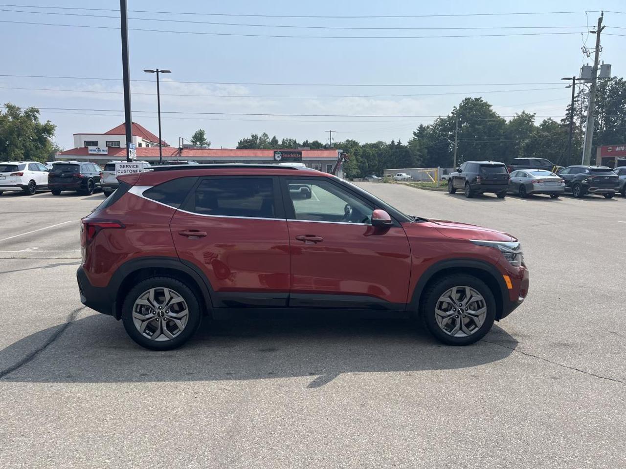2024 Kia Seltos EX AWD @ 3.99% for 60 mo Photo