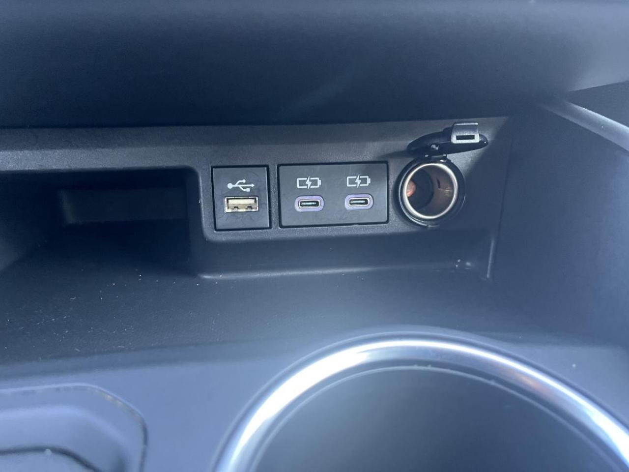 2023 Toyota Highlander LE AWD Photo