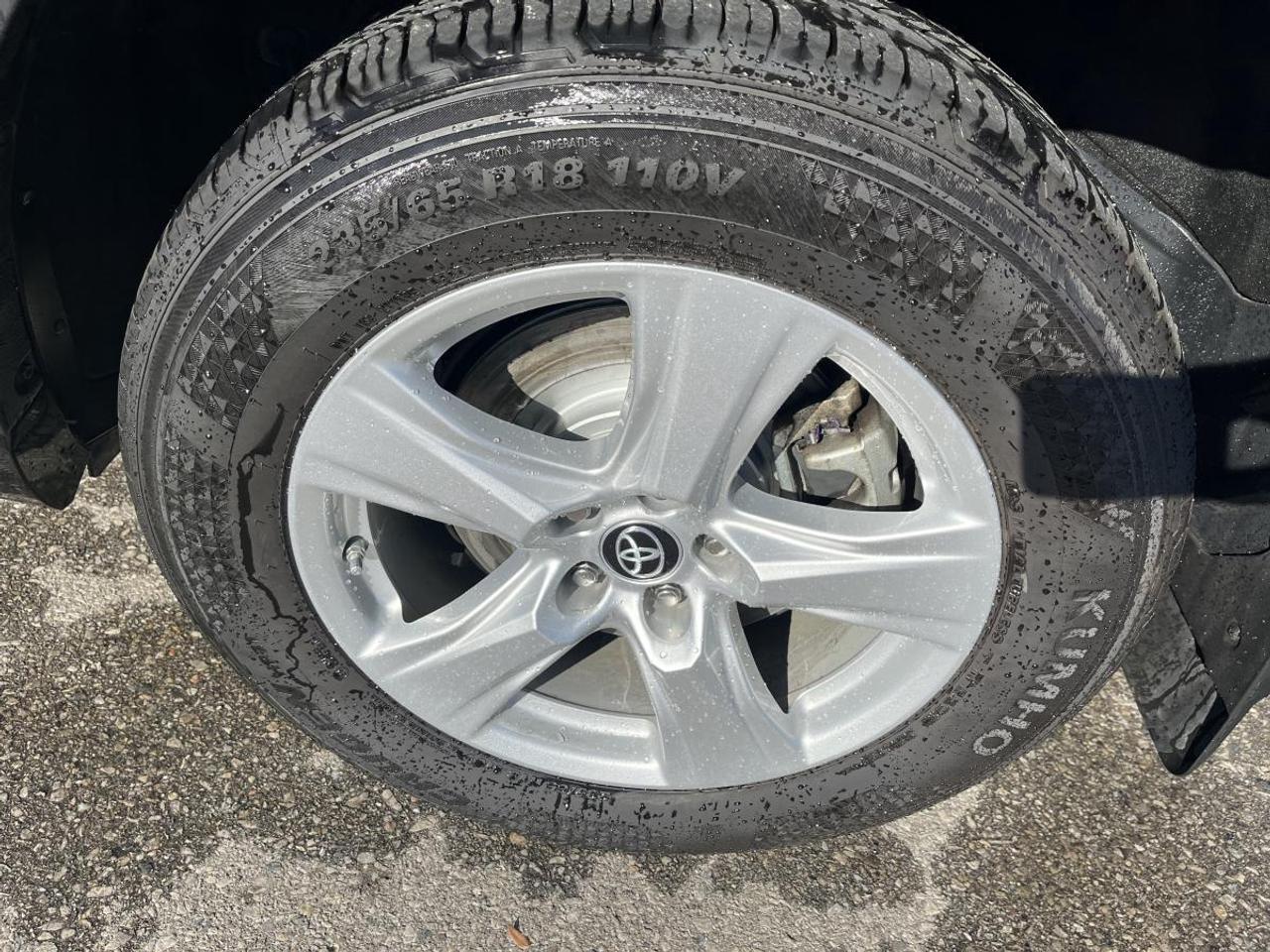 2023 Toyota Highlander LE AWD @ 3.99% for 60 mo Photo