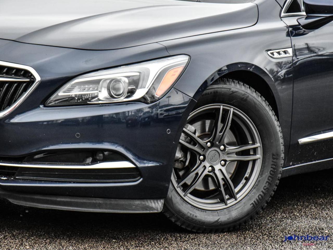 2017 Buick LaCrosse PREMIUM Photo